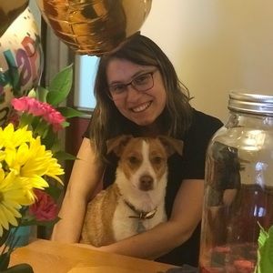 Meet your Posher, Danielle